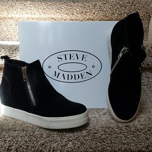 Steve Madden Wedgie